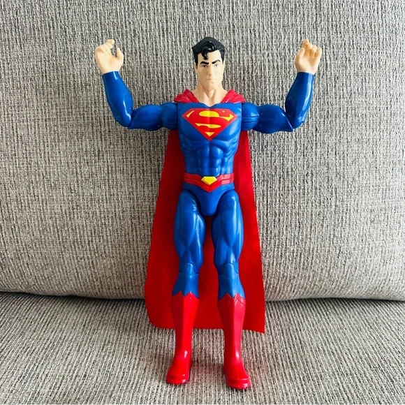DC Comics, 12-Inch Superman Action Figure, Collectible Kids Toys for Boys Girls - Picture 6 of 10